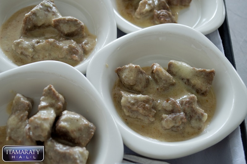 Cubos de fillet Mignon com gorgonzola