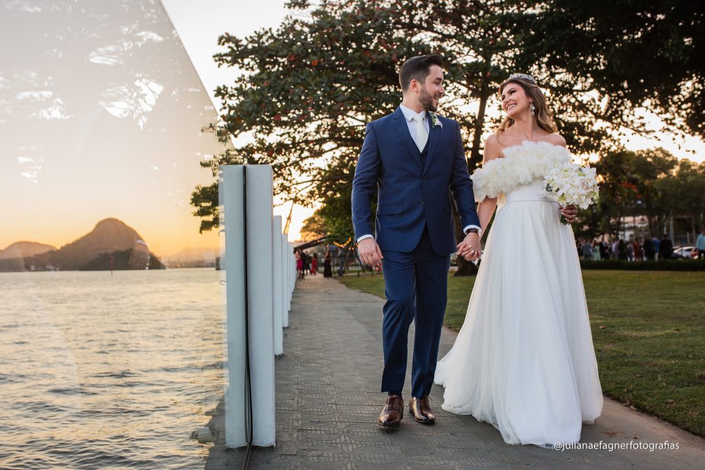 Casamento ao entardecer: Larissa e Leonardo